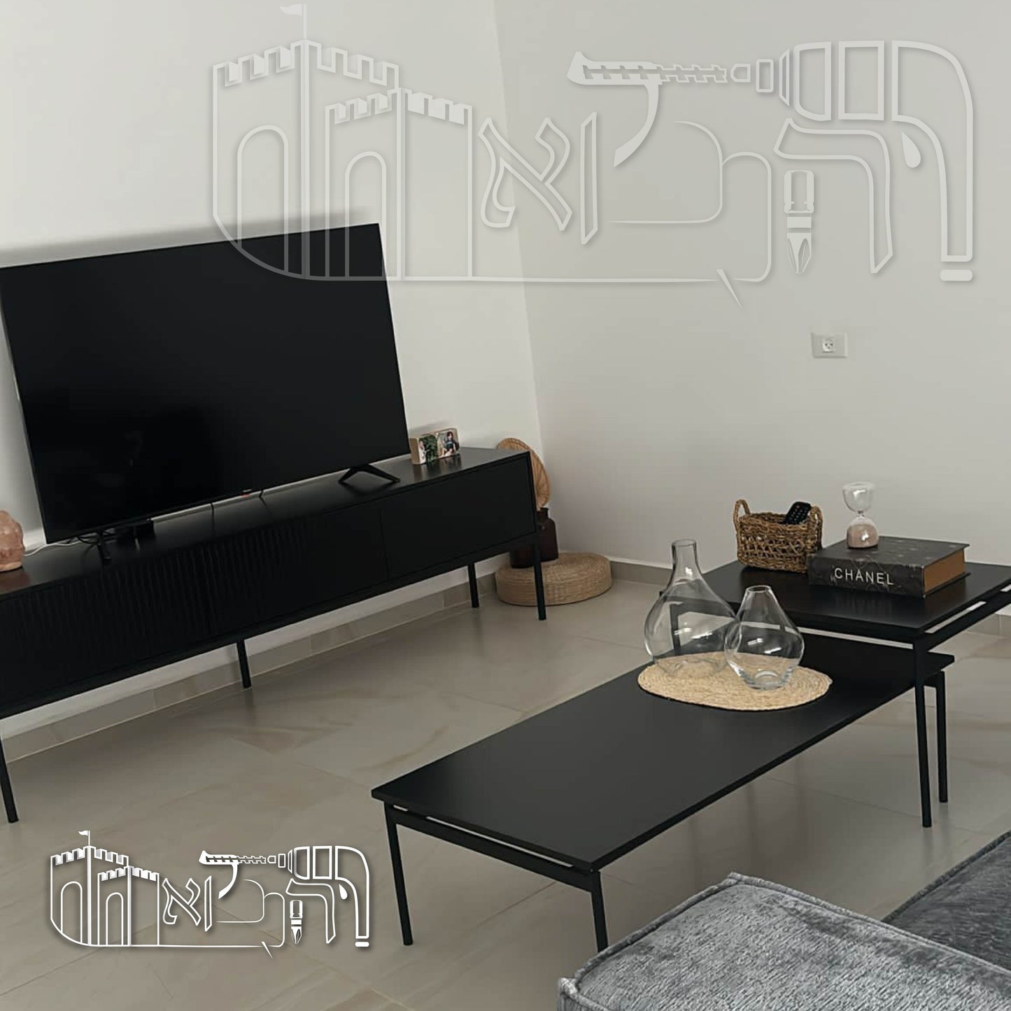 מזנון רגיל עם ו-שני שולחנות סלון 1001