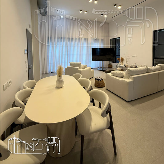 פינת אוכל אובלית ו־6 כיסאות עם רגלי עץ – 1004