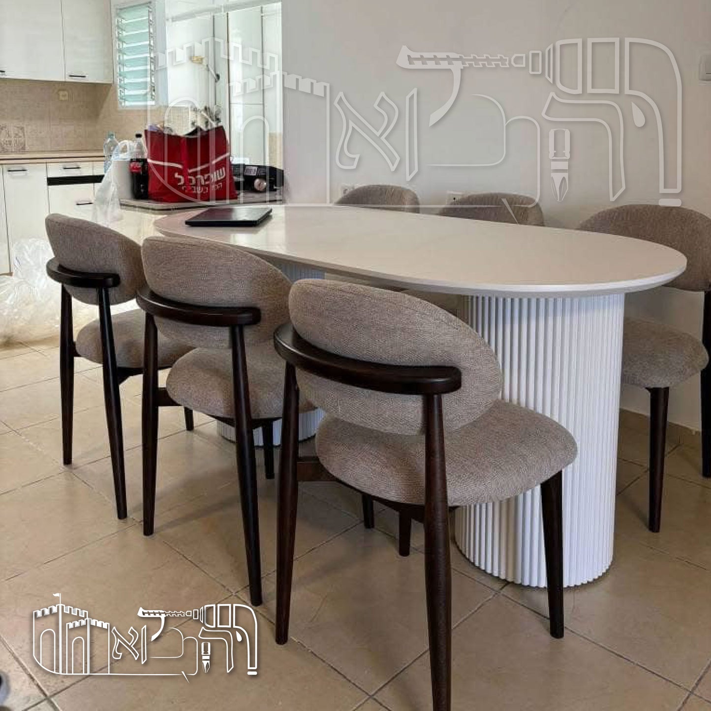 פינת אוכל אובלית ו-6 כיסאות עם רגלי עץ – 1003