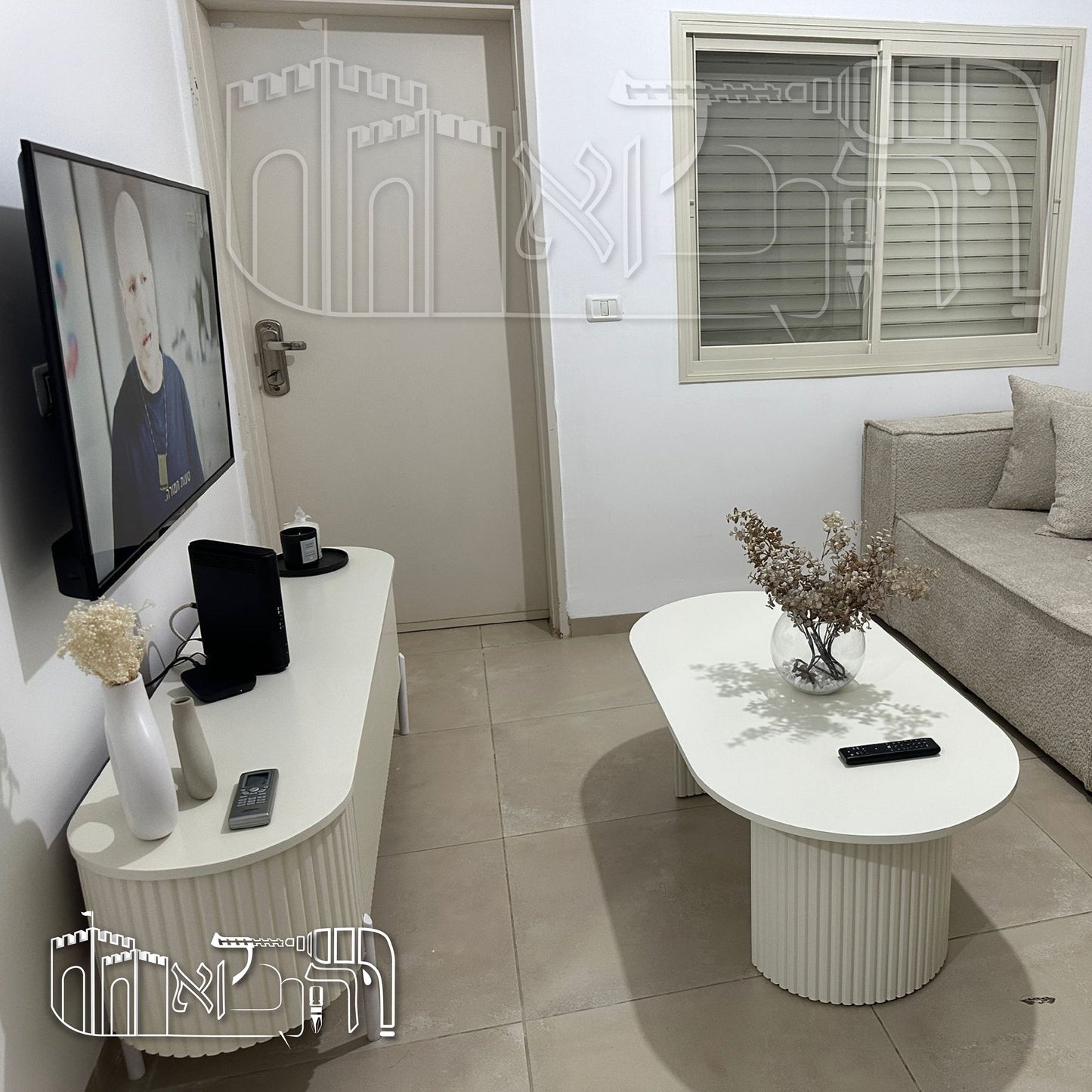 מזנון מעוגל עם שולחן סלון – 1008